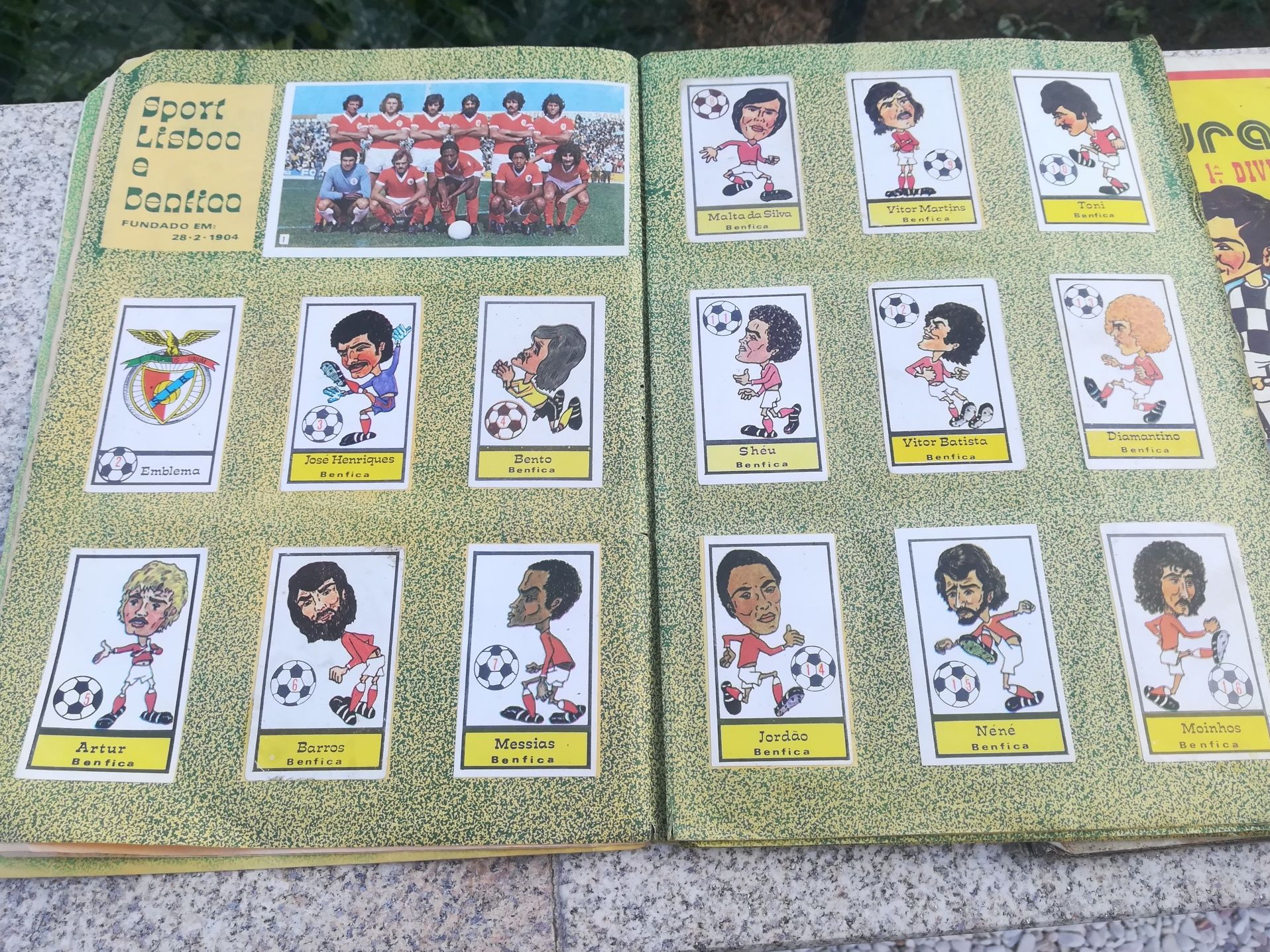 Cadernetas de cromos 1976/1977