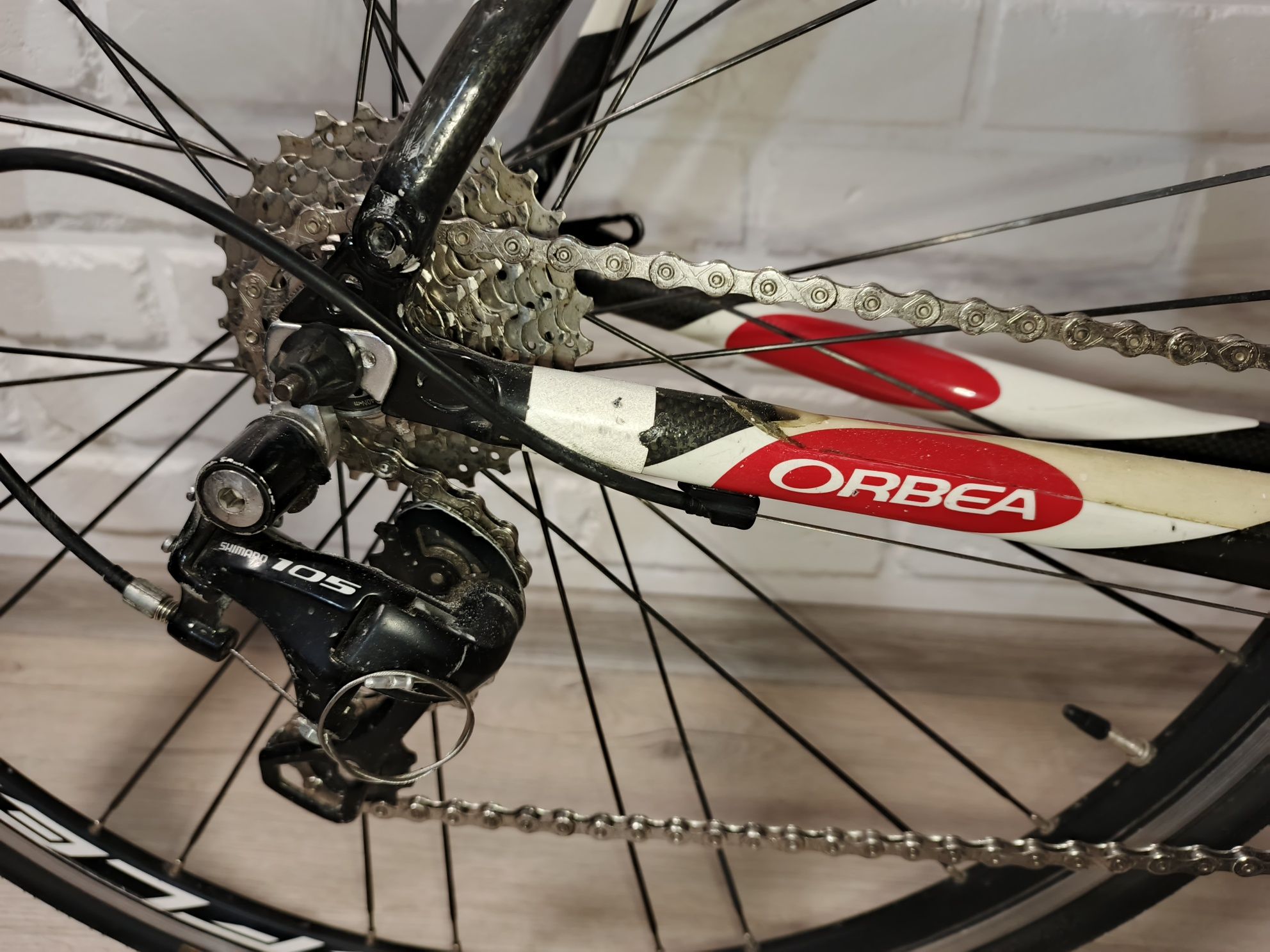 ORBEA ORCA Карбоновый шоссейный велосипед.