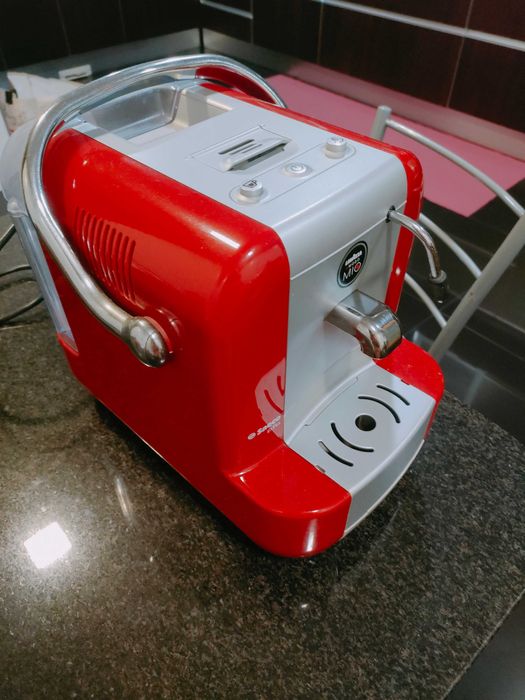 Máquina cafe Lavaza