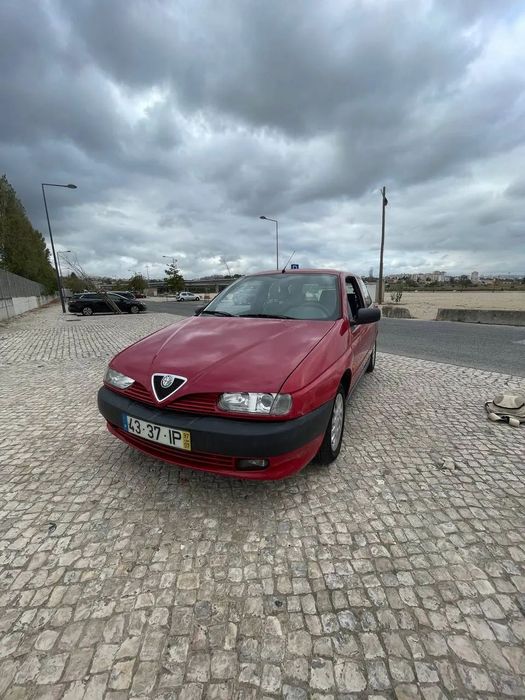 Alfa Romeo 145