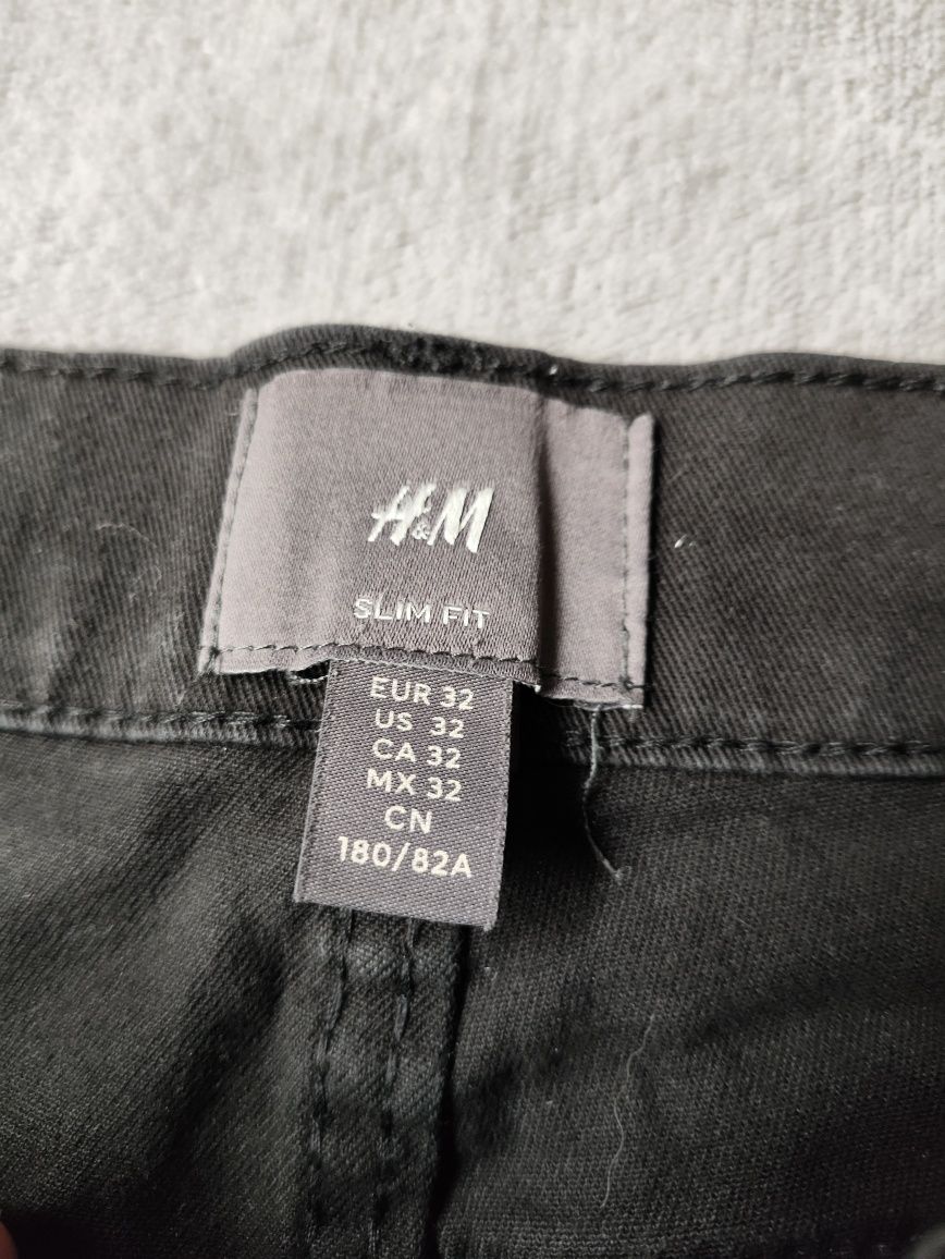 Czarne spodenki męskie slimfit H&M