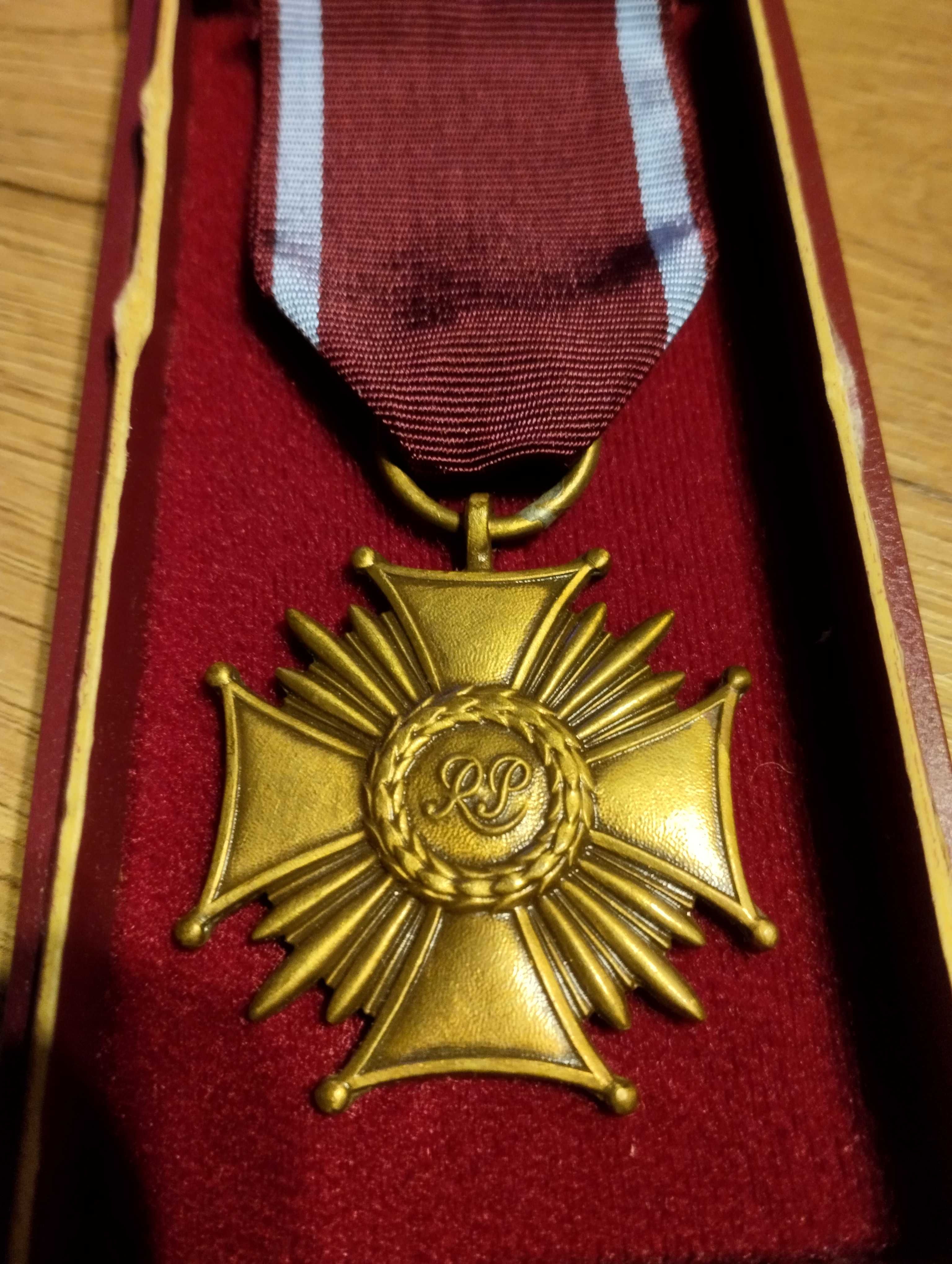 Brązowy Krzyż Zasługi III RP - obecny