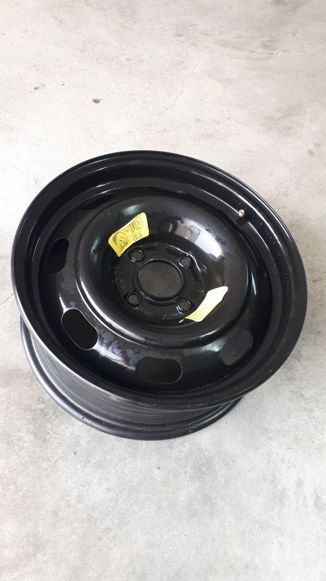 Jante ferro nova 15" furação 4/108 Peugeot 307