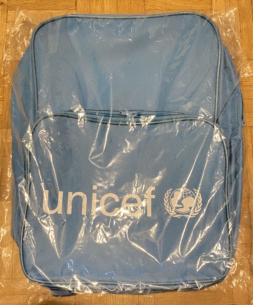 Nowy plecak niebieski Unicef 40x30