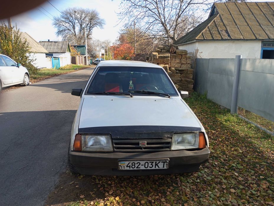 Продам машину ваз 99