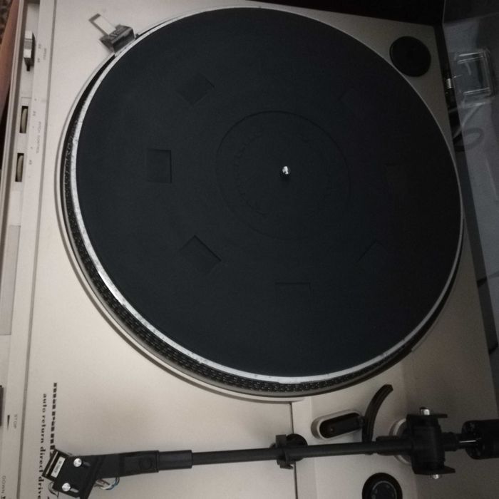 gramofon marantz tt 2200