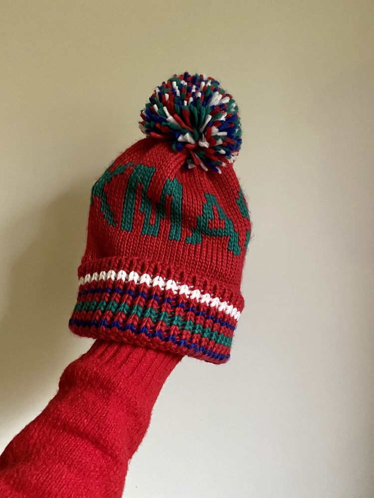 Czapka świąteczna Christmas jak nowa