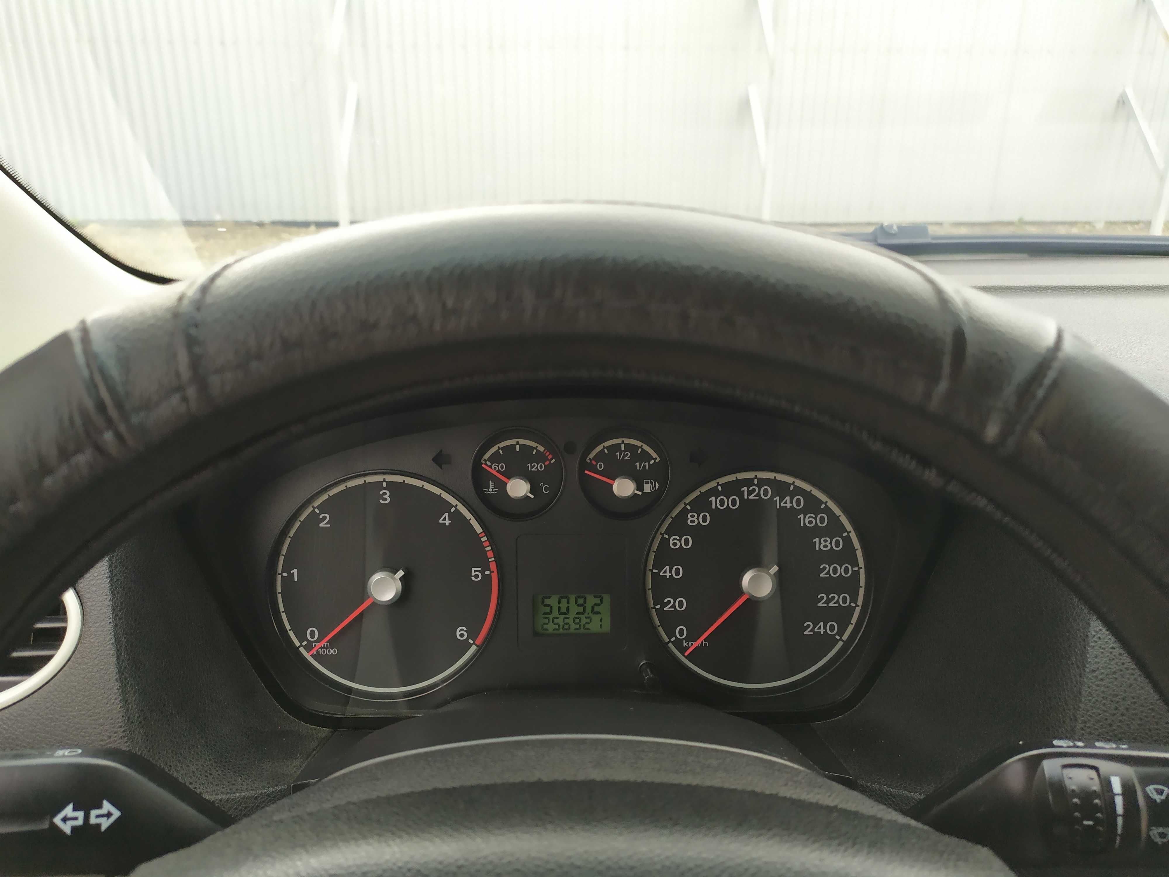 Продам економічне авто в хорошому стані