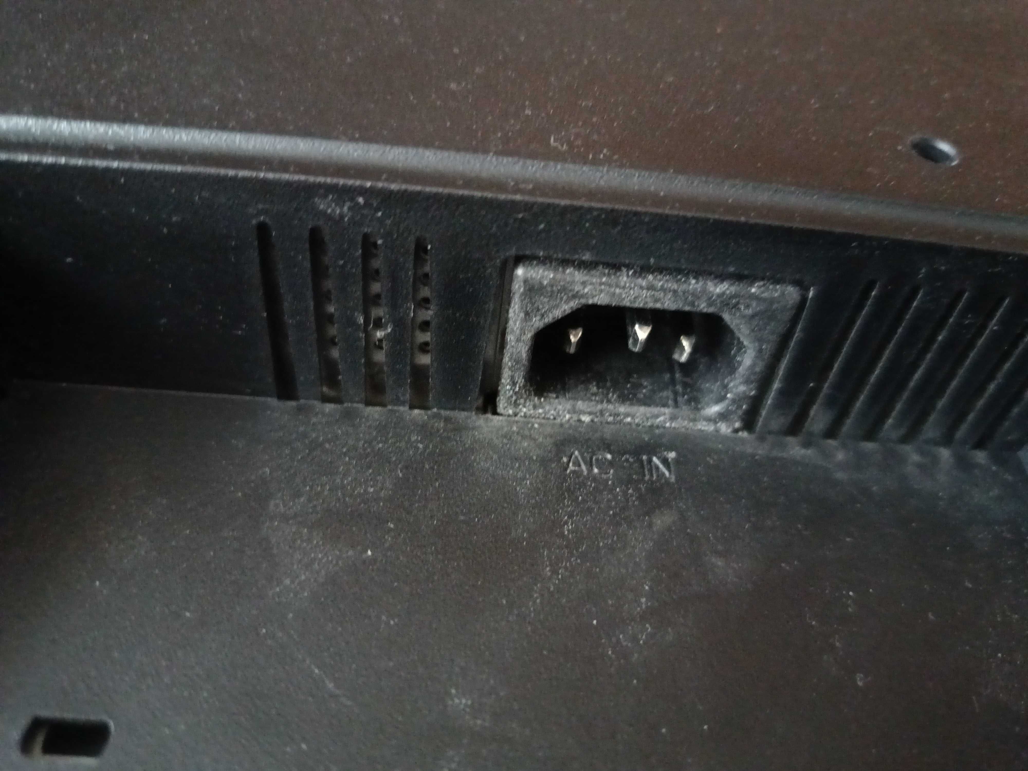 Monitor PHILIPS 192E1, 18,5 cala (47 cm) . Stan dobry