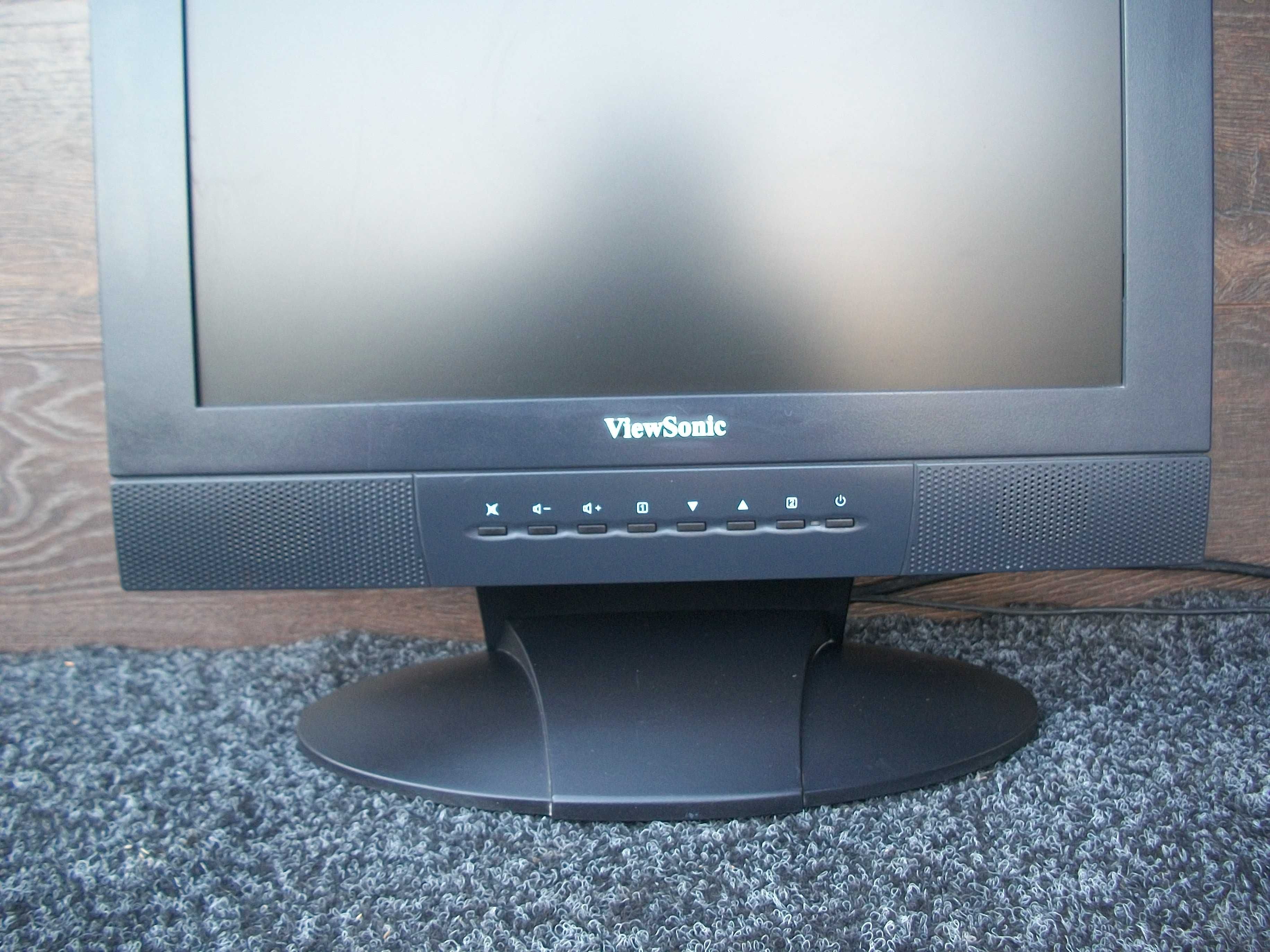 Монитор ViewSonic VG700b.