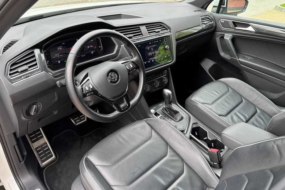 Продам Volkswagen Tiguan 4Motion Premium R-Line 2020