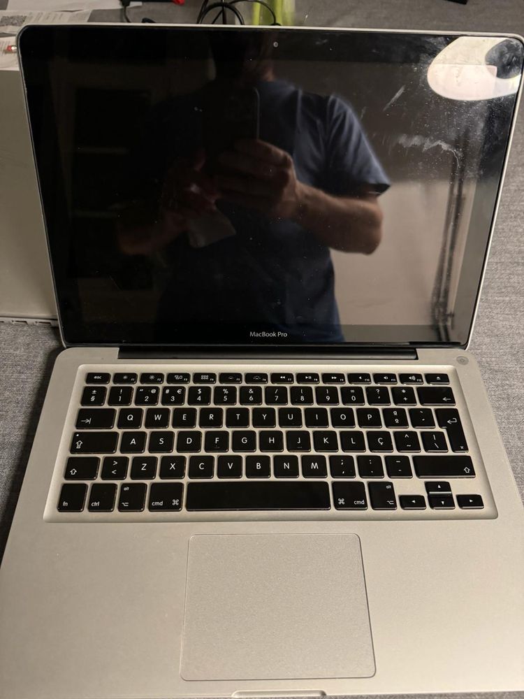 Macbook pro 13’’ - para peças