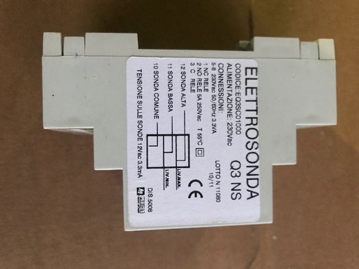 контроллер уровня жидкости ELETTROSONDA MAC3 Q3 NS