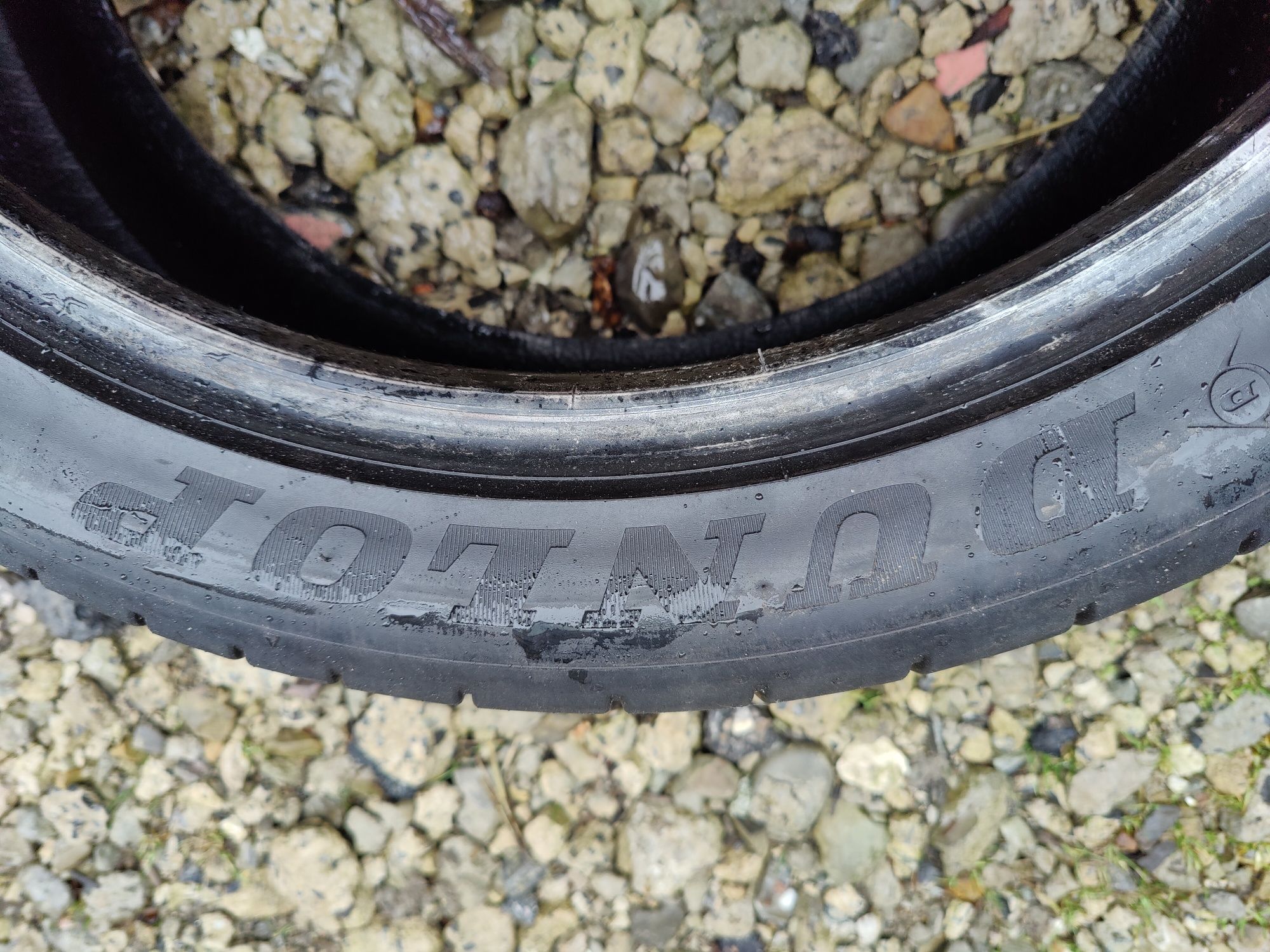 Opony 2 sztuki Dunlop 225/45/R19