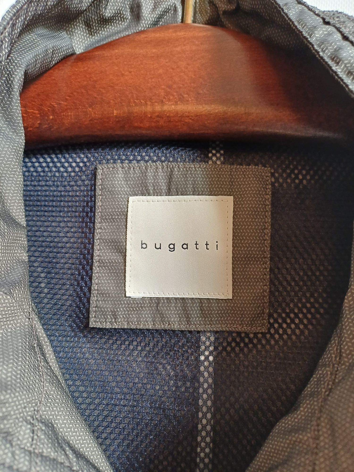 Kurka męska Bugatti