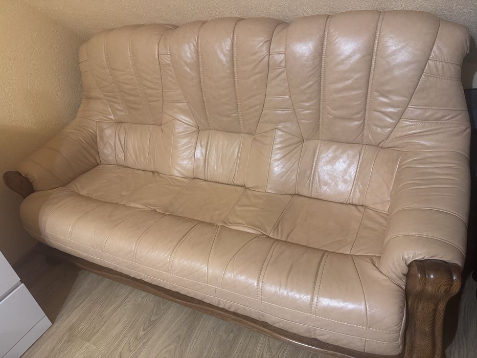 Komplet wypoczynkowy: skórzana kanapa 3-osobowa + fotel