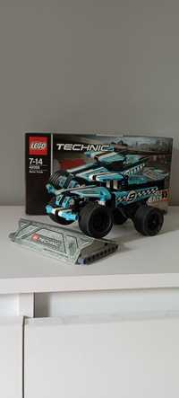 LEGO technic Stunt truck