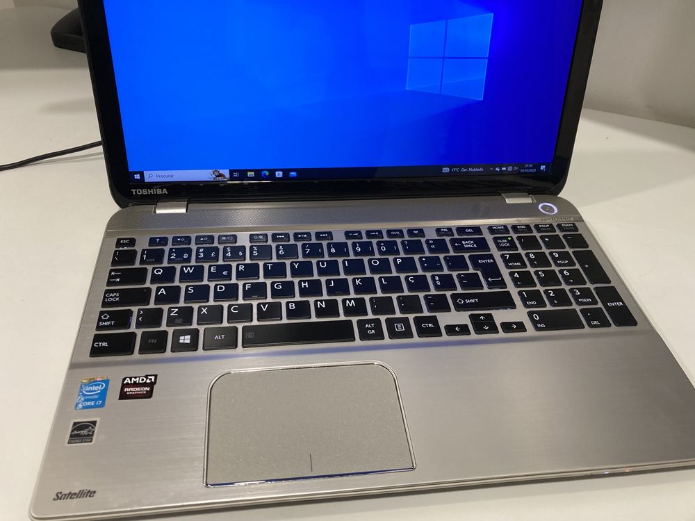 Toshiba Satellite P50-B-11L | Intel I7 | 16 RAM |  1TB HDD