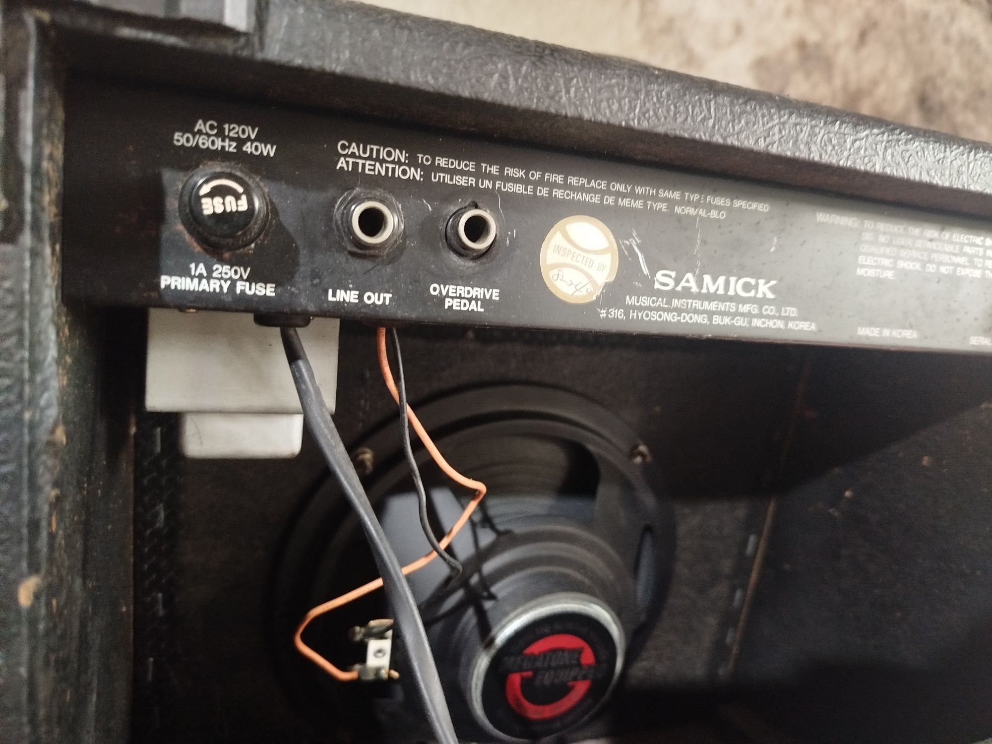 Vendo amplificador de guitarra