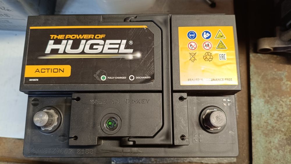 Продам акб HUGEL 60Ah