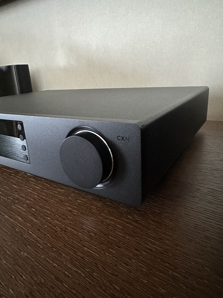Zestaw audio.   Hi-FI Focal Cambridge Musical Fidelity