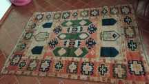 Carpete grande retangular