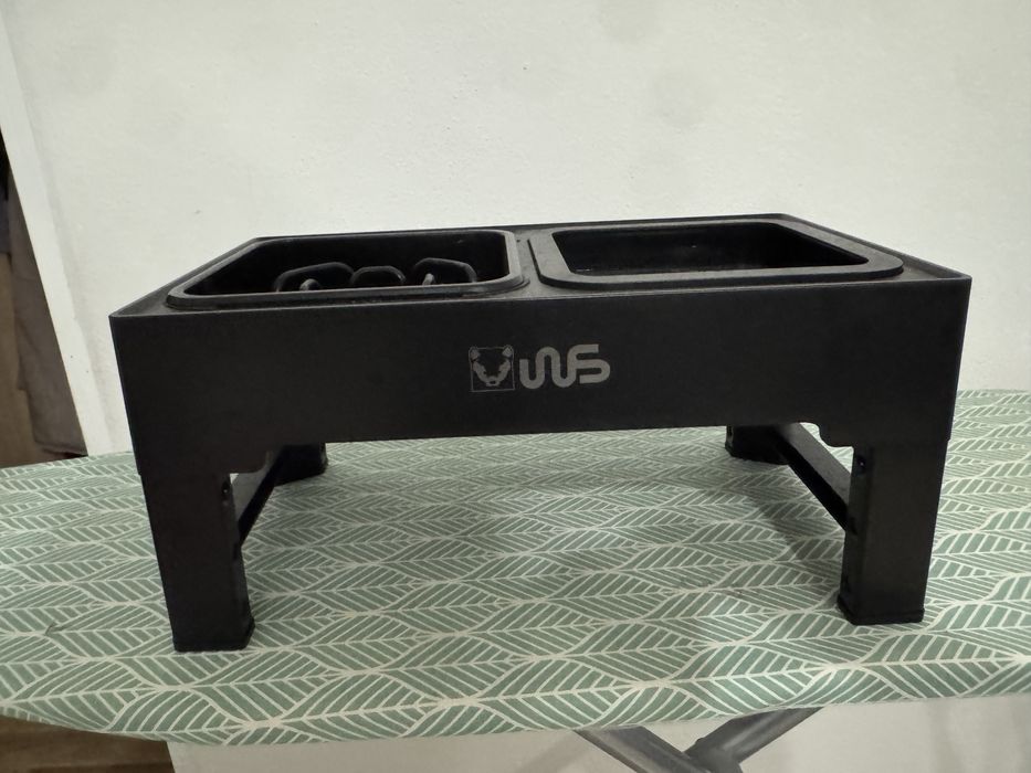 Miska dla psa rosnąca