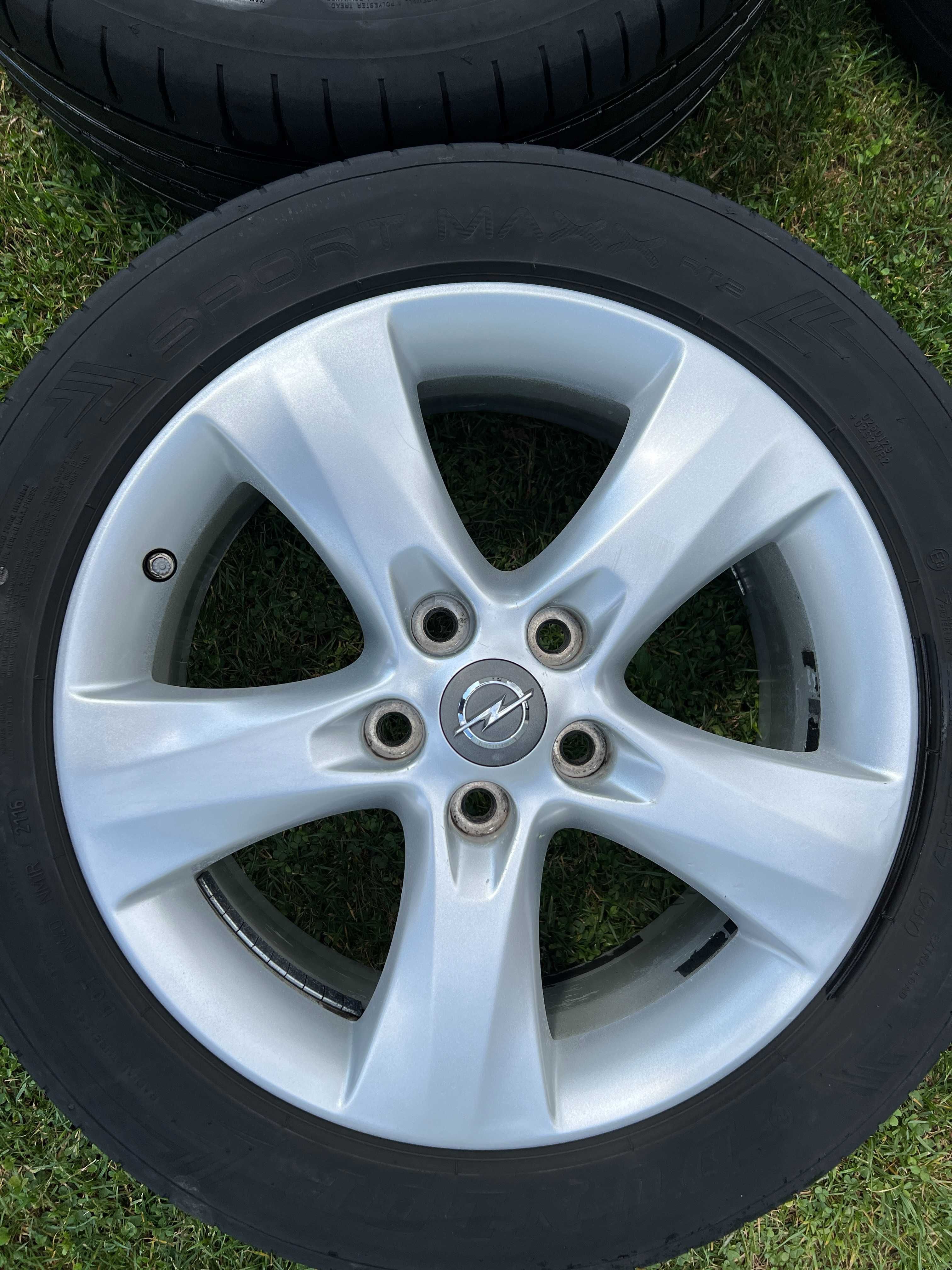 Koła  aluminiowe Opel ASTRA J ZAFIRA C 17" 5x115 ET 44 7j