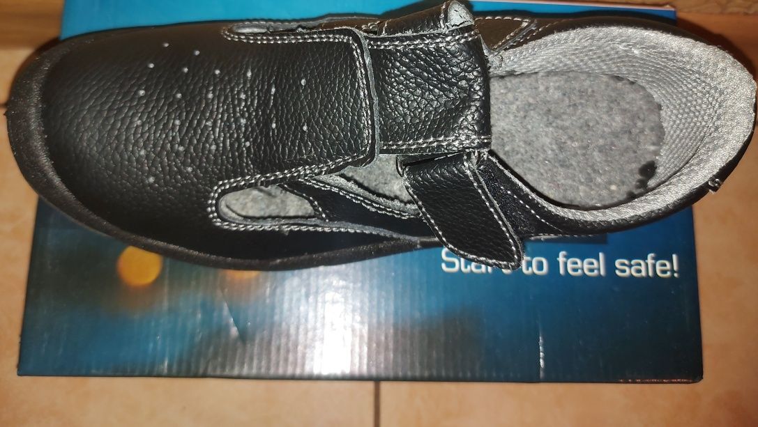 Нове. Чоловіче взуття work safety shoes 42р