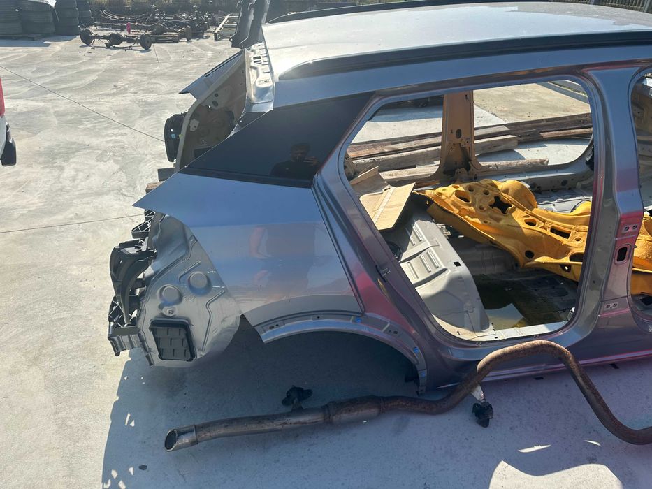 Peugeot 2008 II Ćwiartka Błotnik Lewy Tył Tylny Tylni Lewa KCA