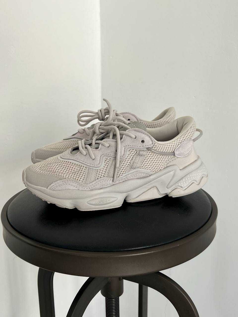 Жіночі кросівки Adidas Ozweego сірий A0045 ТОП