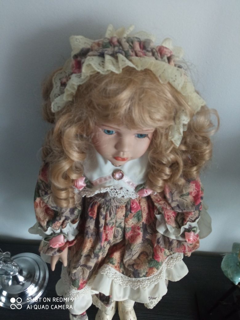 Lalka porcelanowa