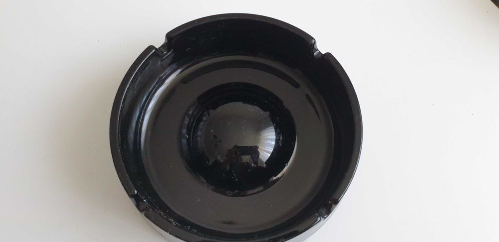 Starocie z Gdyni - Szkło kolorowe - popielniczka