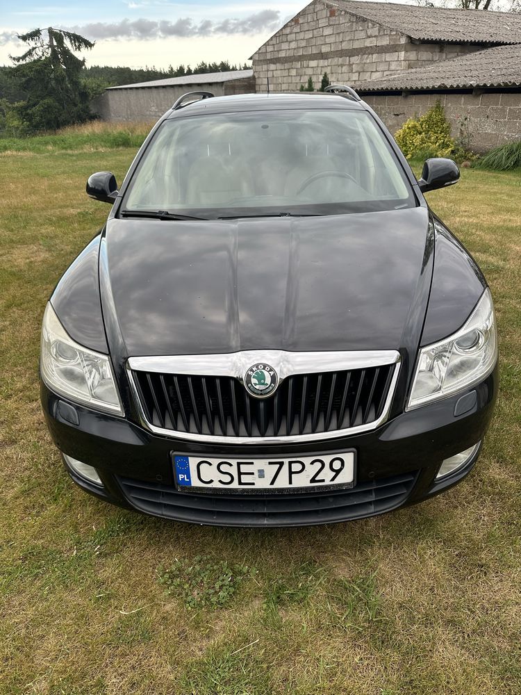Skoda Octavia 1.8 benzyna 160 km, dodatkowo drugi komplet kół