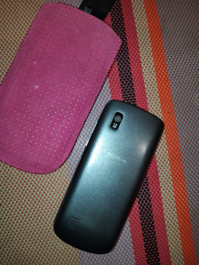 Мобільний телефон Nokia 300