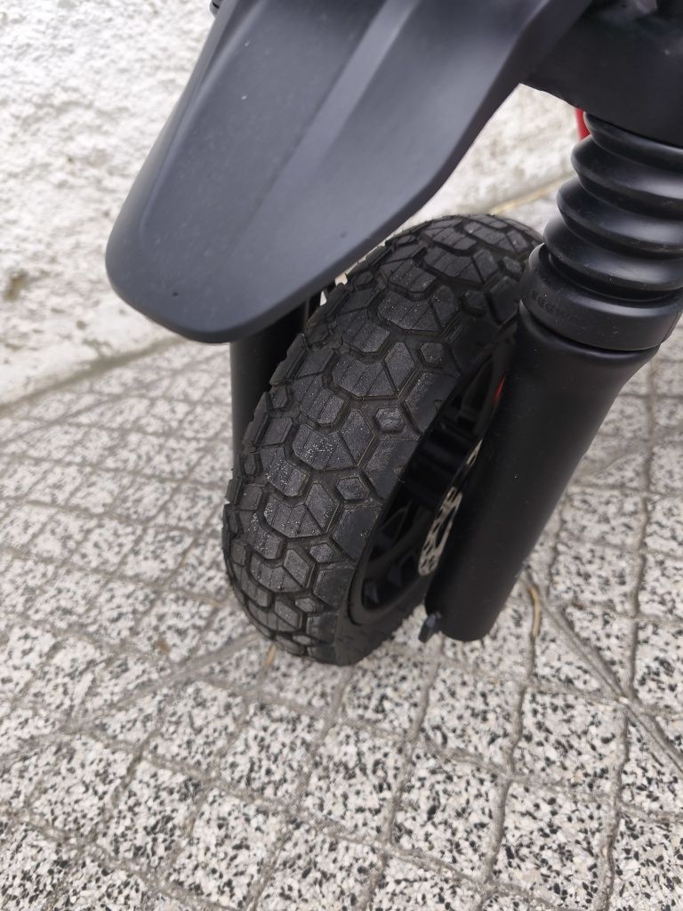 Trotinete Segway ZT3 PRO