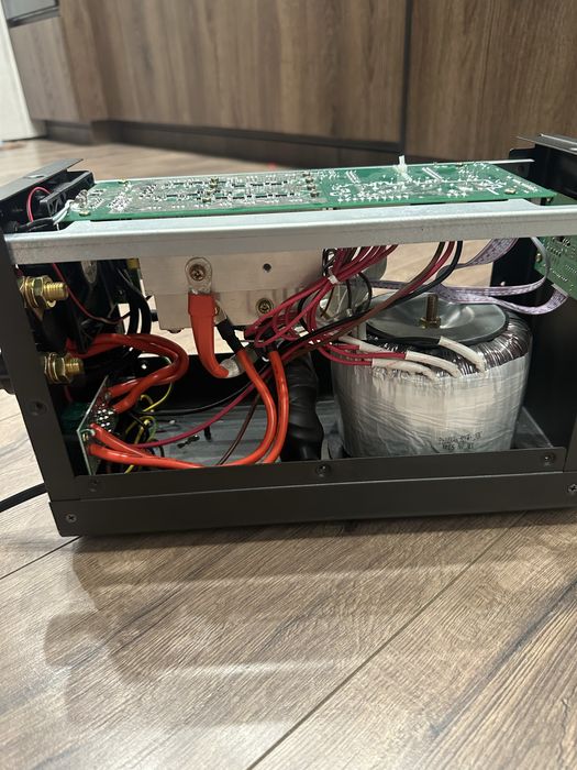 Джерело безперебійного живлення ARUNA UPS 1200 TOR