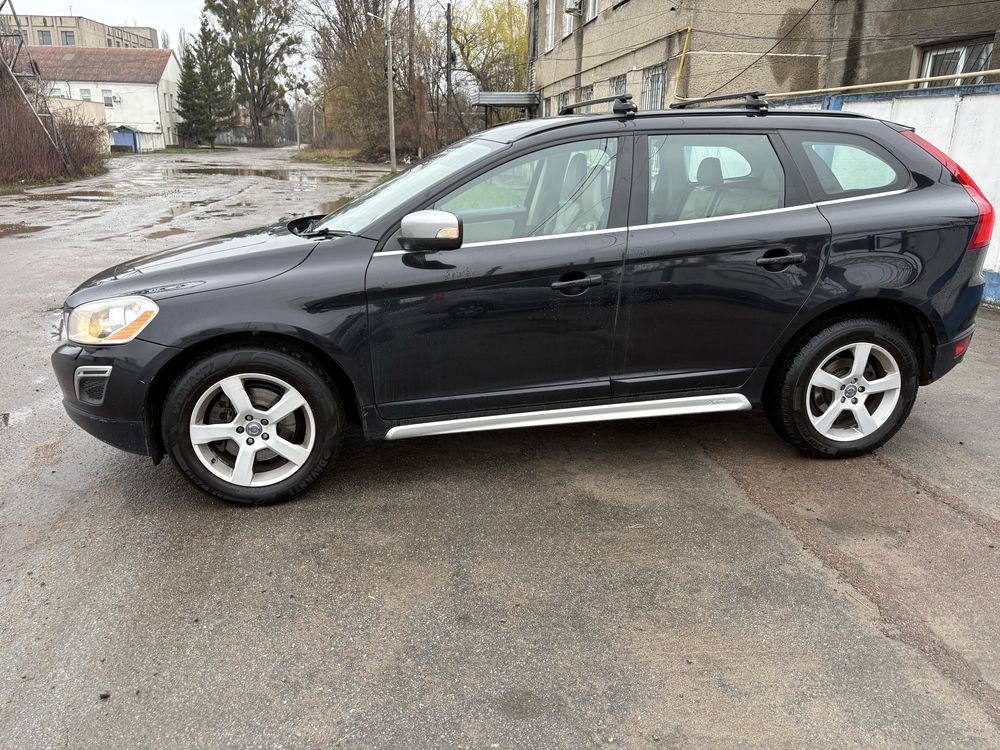 Житомир Volvo xc60 2011 дизель автомат 4*4 праве кермо Житомир джип