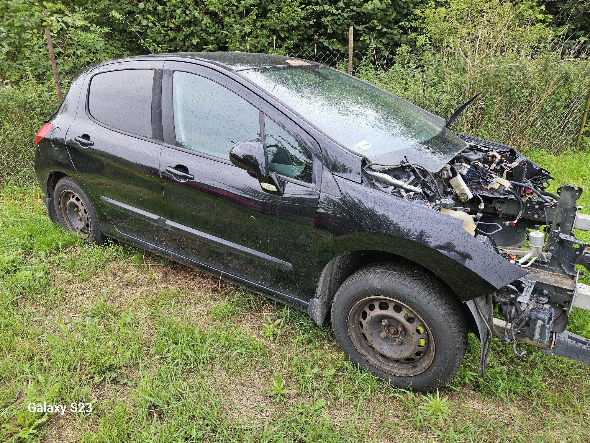 Cześć Peugeot 308.