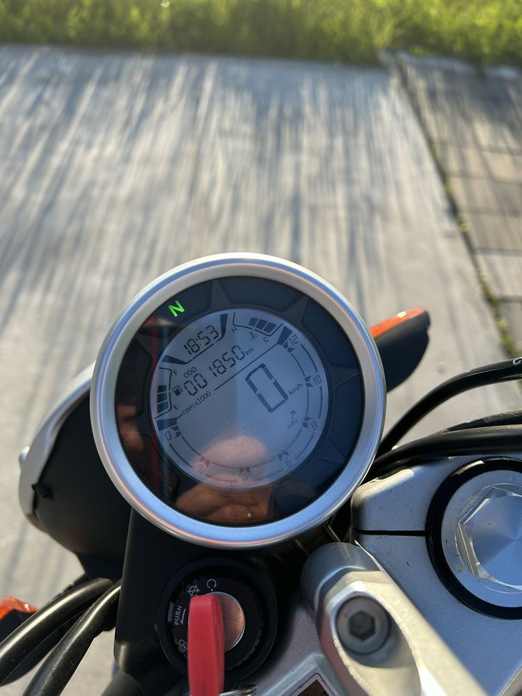 Rieju Century 125 na kat.B 2023r. przebieg 1900km