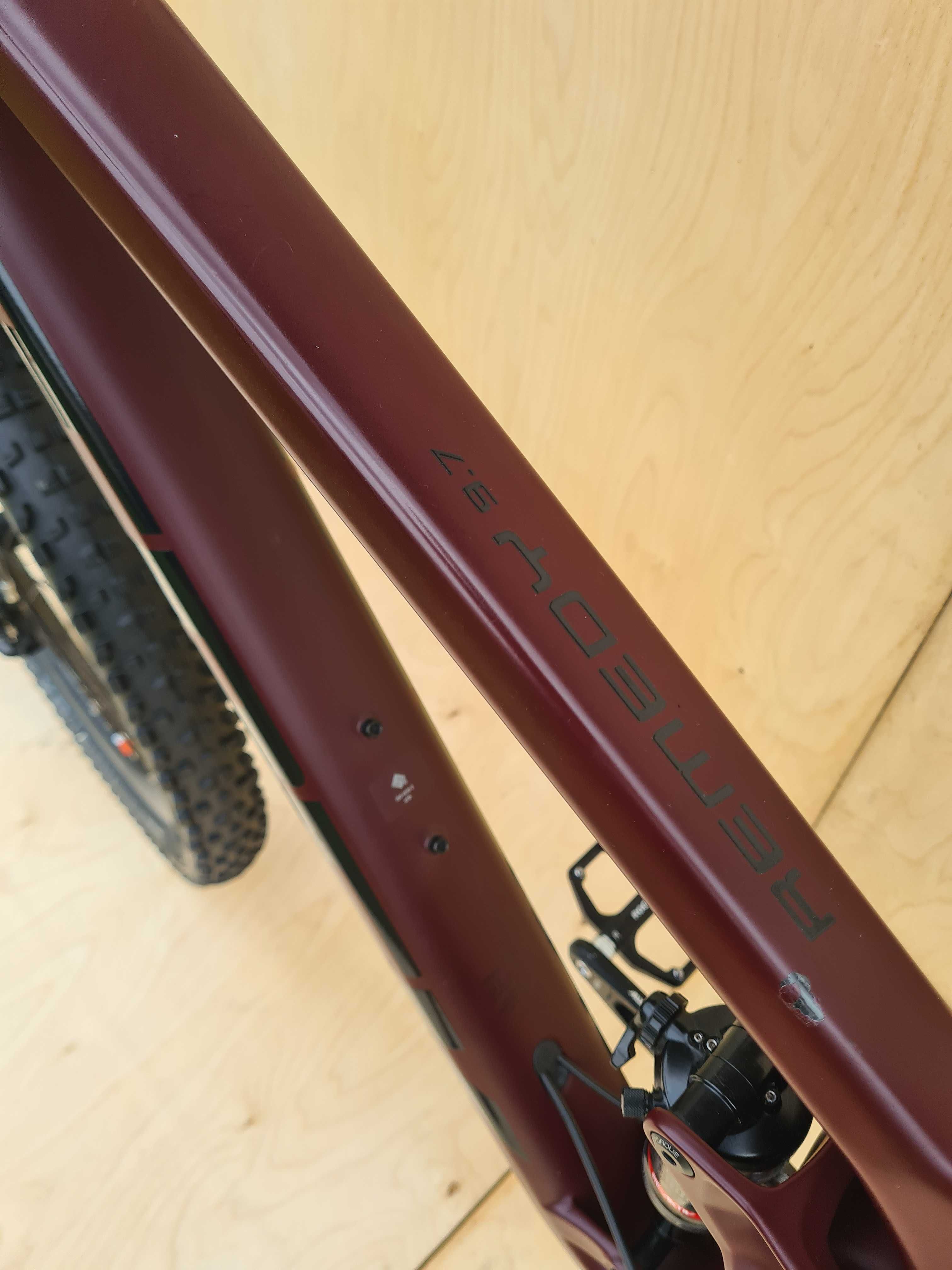MEGA Trek Remedy 9.7 Carbon L Matte Cobra Black rower enduro jibber !