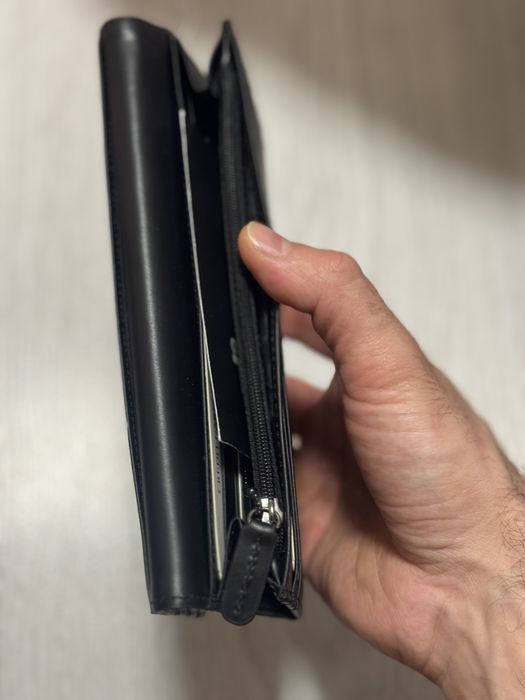 Продам кошелек Karl Lagerfeld