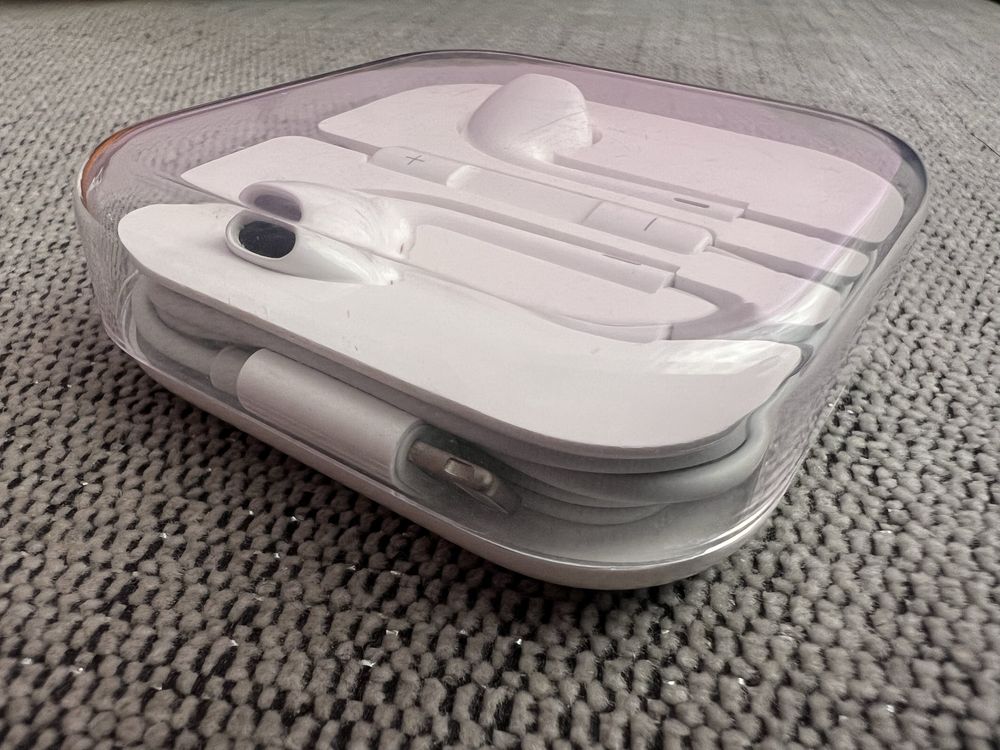 Навушники провідні Apple Earpods з lightning роз'ємом