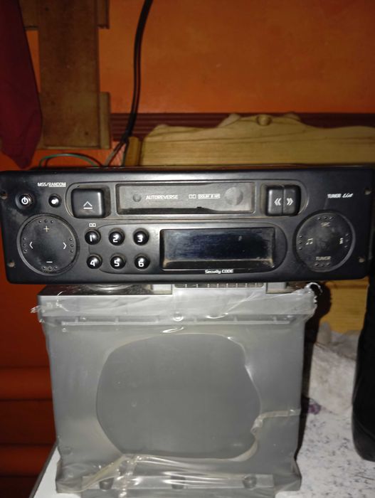 Магнітола штатна Reno