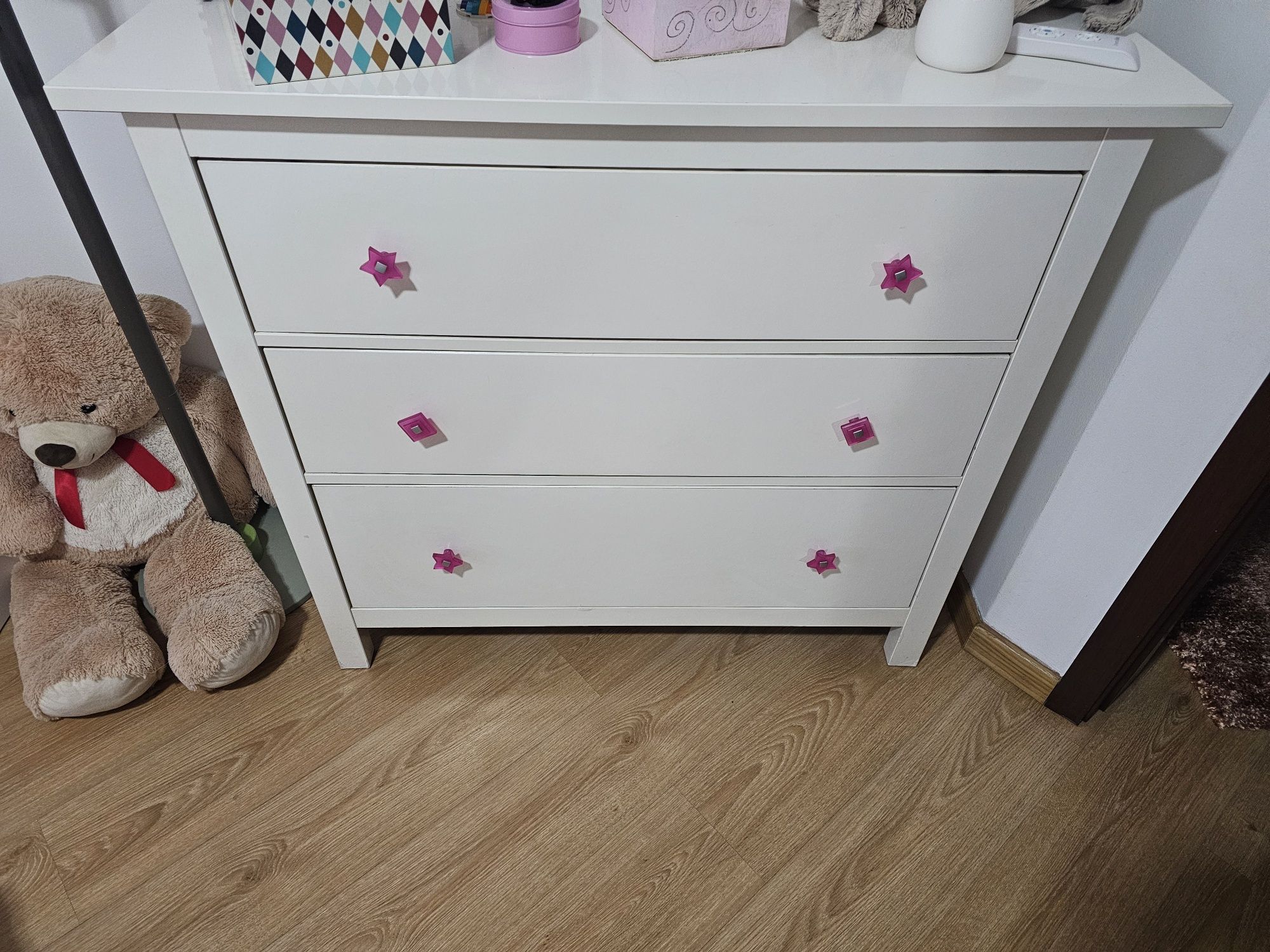 Quarto completo de crianças