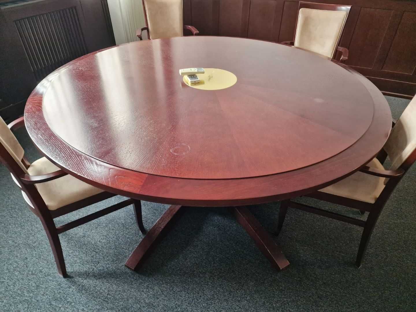 Stół dębowy konferencyjny