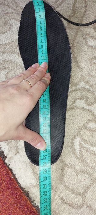 Чоловічі кросівки nike весна 43