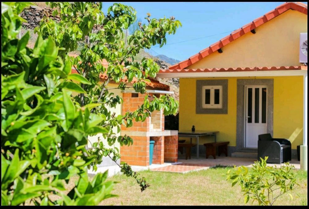 Casa do Vale Vila Nune - Piscina Privada - Cabeceiras de Basto, Braga