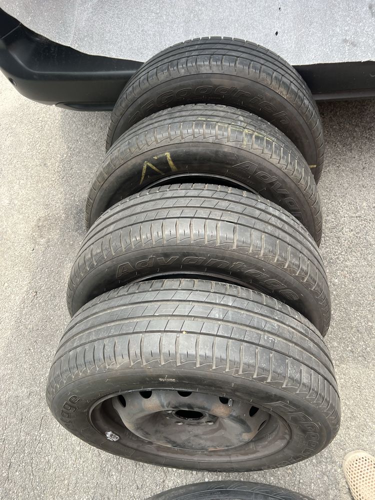Колеса 185/65/R15 4/100 в зборі з дисками до Logan,Sandero,