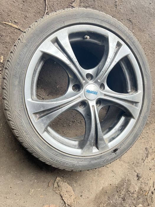 Комплект литые диски ALUTEC STORM W7 R17